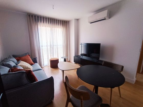 Foto 2 de Piso en alquiler en Perchel Norte - La Trinidad de 1 habitación con muebles y aire acondicionado