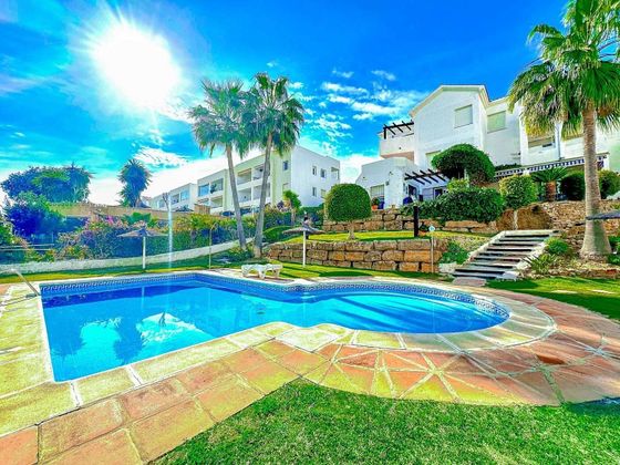 Foto 1 de Pis en venda a Alcorrín de 3 habitacions amb terrassa i piscina