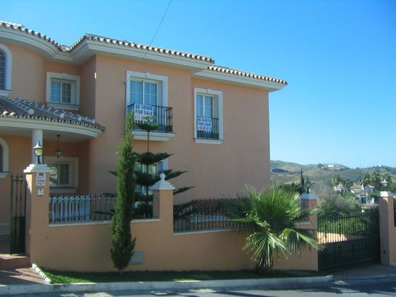 Foto 2 de Xalet en lloguer a calle Las Palmas de 5 habitacions amb terrassa i piscina