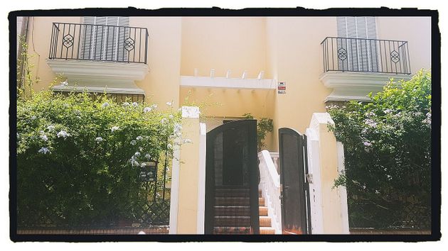 Foto 1 de Xalet en venda a Nervión de 5 habitacions amb terrassa i aire acondicionat