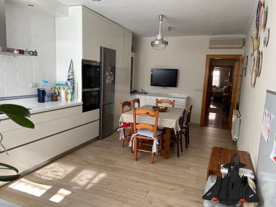 Foto 2 de Casa en venda a Centro - Villarreal de 4 habitacions amb terrassa i garatge