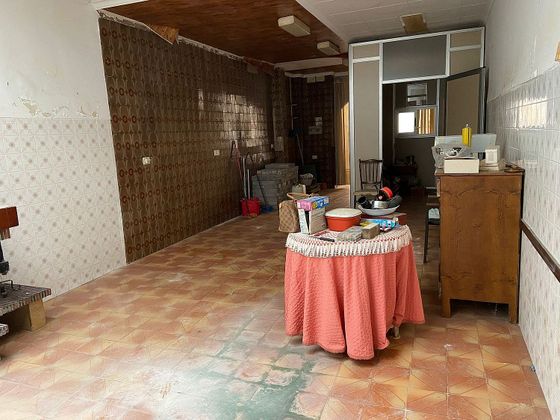Foto 2 de Venta de casa en Avda. Alemania - Italia de 3 habitaciones y 192 m²