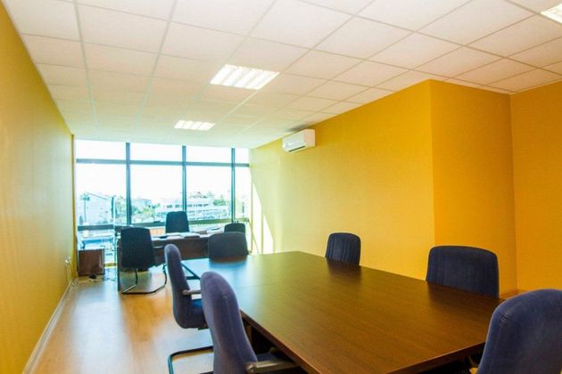 Foto 2 de Oficina en venta en Nueva Andalucía centro de 184 m²