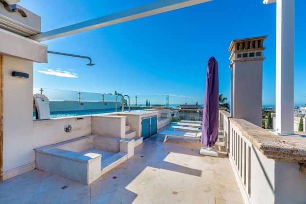 Foto 2 de Venta de casa adosada en Sierra Blanca de 5 habitaciones con terraza y piscina