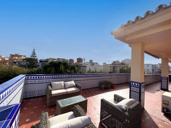 Foto 1 de Àtic en venda a Los Boliches de 6 habitacions amb terrassa i piscina