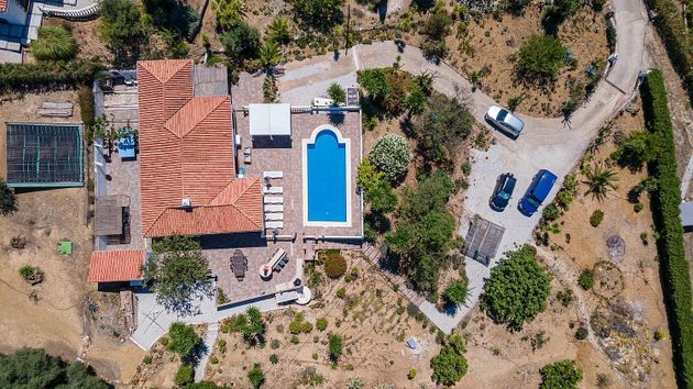 Foto 2 de Casa rural en venta en Almogía de 4 habitaciones con terraza y piscina