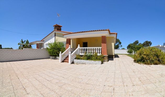 Foto 2 de Casa en venda a calle De Entrada Un Paraje Natural y Protegido de 3 habitacions amb terrassa i jardí