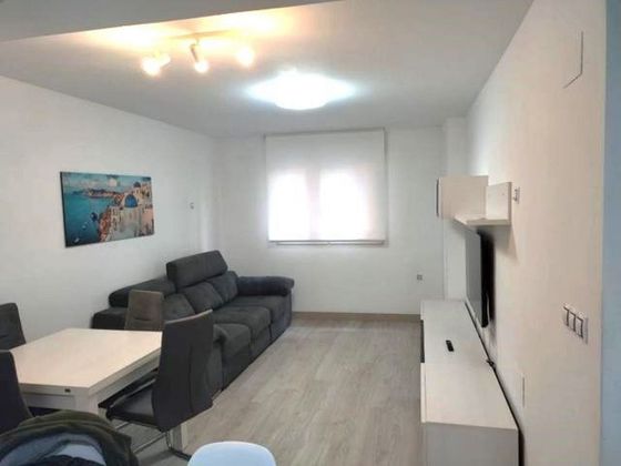 Foto 1 de Piso en alquiler en Centro - Cáceres de 1 habitación con muebles y aire acondicionado