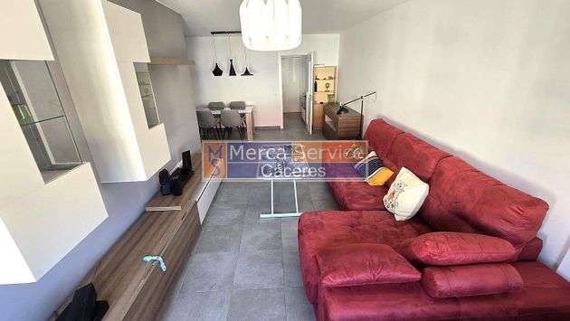 Foto 1 de Pis en lloguer a Centro - Cáceres de 3 habitacions amb terrassa i garatge