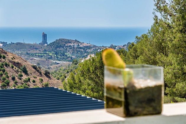 Foto 2 de Xalet en venda a Pinares de San Antón de 4 habitacions amb terrassa i piscina