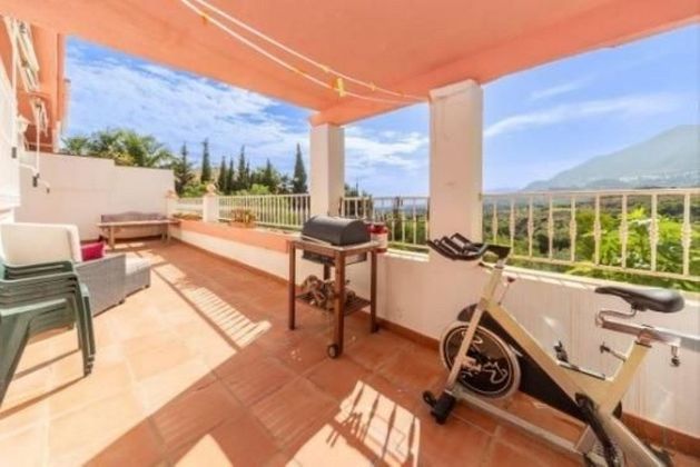 Foto 2 de Casa en venda a Zona el Higuerón de 3 habitacions amb terrassa i piscina