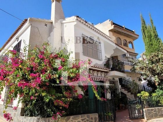 Foto 2 de Casa en venda a Vélez de Benaudalla de 6 habitacions amb terrassa