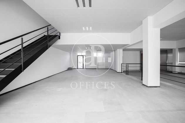 Foto 1 de Oficina en alquiler en Fuente del Jarro de 258 m²
