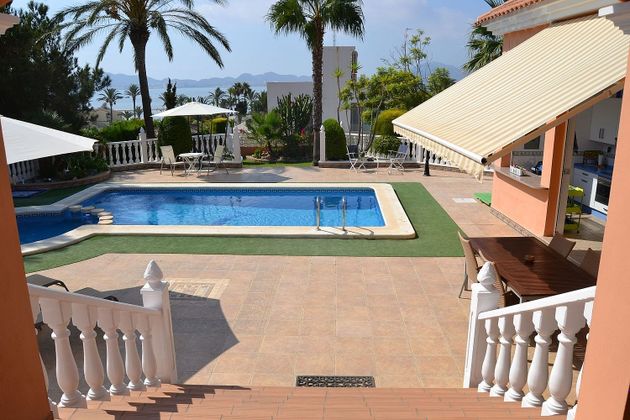 Foto 2 de Xalet en venda a polígono Dos Mares de 4 habitacions amb terrassa i piscina