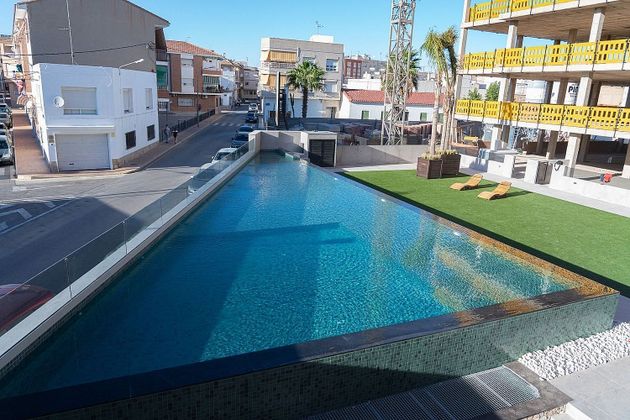 Foto 1 de Pis en venda a San Pedro del Pinatar de 3 habitacions amb piscina i garatge