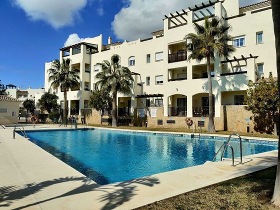 Foto 2 de Pis en venda a calle Cronos de 2 habitacions amb terrassa i piscina