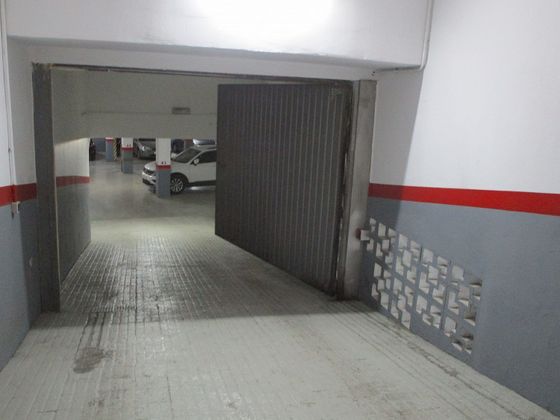 Foto 2 de Garaje en venta en calle De Tomas Trenor de 14 m²