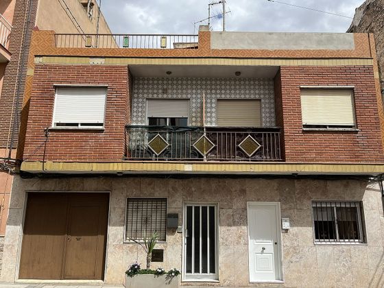 Foto 1 de Piso en venta en Núcleo Urbano de 5 habitaciones con terraza y balcón