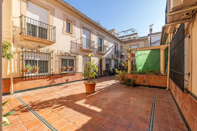 Foto 1 de Casa en venta en Huétor Vega de 3 habitaciones con terraza y balcón