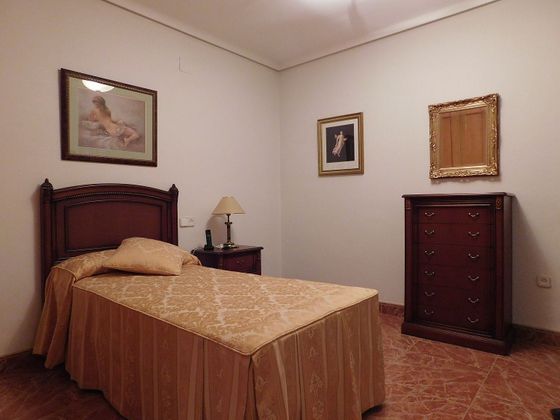 Foto 2 de Piso en venta en Centro - Villarreal de 4 habitaciones con terraza y garaje