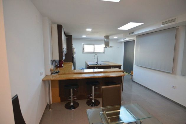 Foto 1 de Casa en venta en Pueblo de Cullera de 8 habitaciones con terraza y garaje