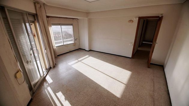 Foto 2 de Pis en venda a Pueblo de Cullera de 4 habitacions amb garatge i balcó