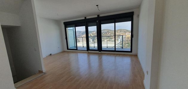 Foto 2 de Casa adossada en lloguer a El Faro - El Dossel de 3 habitacions amb terrassa i piscina