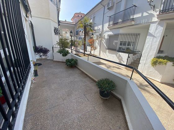 Foto 2 de Casa adossada en venda a calle Cedazos de 3 habitacions amb garatge i balcó