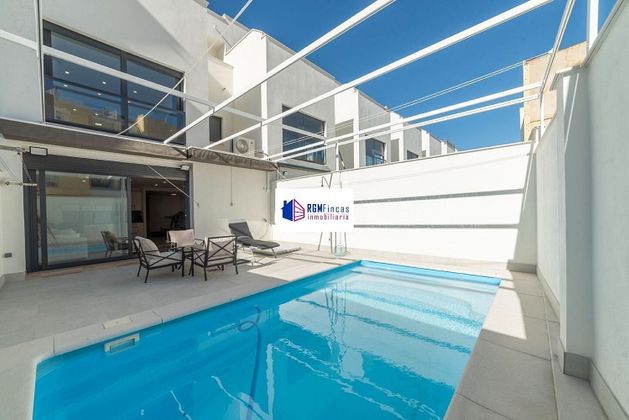 Foto 1 de Casa en venta en La Paz de 3 habitaciones con terraza y piscina