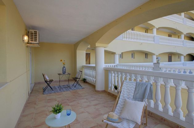 Foto 2 de Pis en venda a calle Tierno Galván de 2 habitacions amb terrassa i piscina