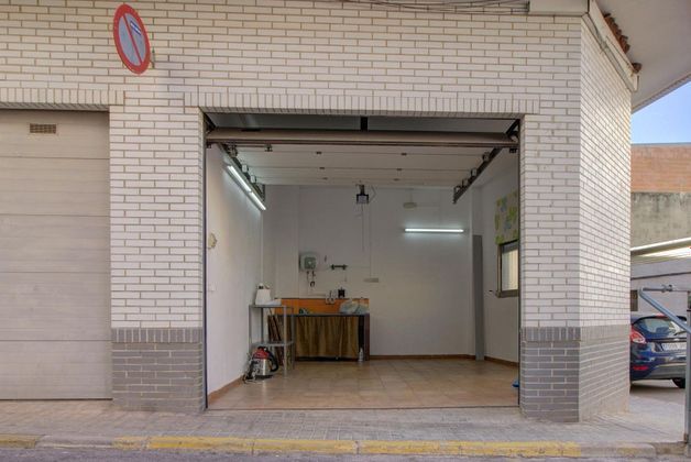 Foto 1 de Venta de garaje en calle Del Dos de Maig de 26 m²