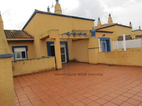 Foto 1 de Ático en venta en La Antilla - Islantilla de 2 habitaciones con terraza y piscina