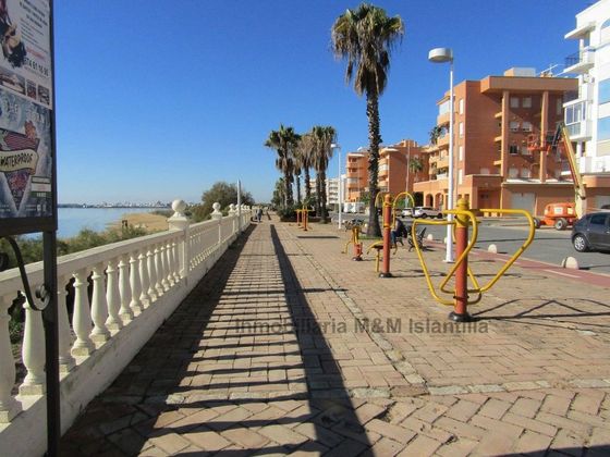 Foto 2 de Dúplex en venta en Isla Cristina ciudad de 2 habitaciones con terraza y piscina