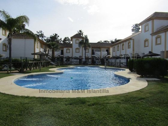 Foto 2 de Casa en venta en La Antilla - Islantilla de 3 habitaciones con terraza y piscina