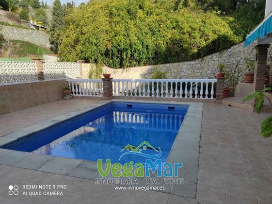 Foto 1 de Xalet en venda a Almuñecar de 3 habitacions amb terrassa i piscina