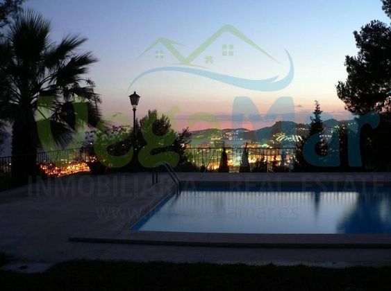 Foto 1 de Xalet en venda a Velilla-Taramay de 5 habitacions amb terrassa i piscina