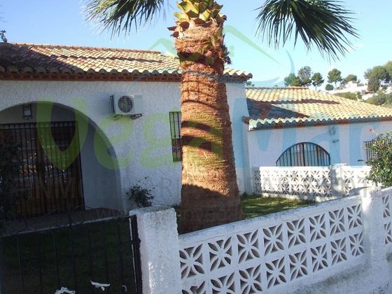 Foto 1 de Venta de chalet en Velilla-Taramay de 2 habitaciones con terraza y piscina