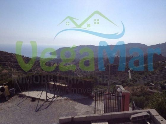 Foto 2 de Casa rural en venda a La Herradura de 3 habitacions amb terrassa i piscina