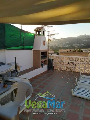 Foto 1 de Venta de chalet en Almuñecar de 3 habitaciones con terraza