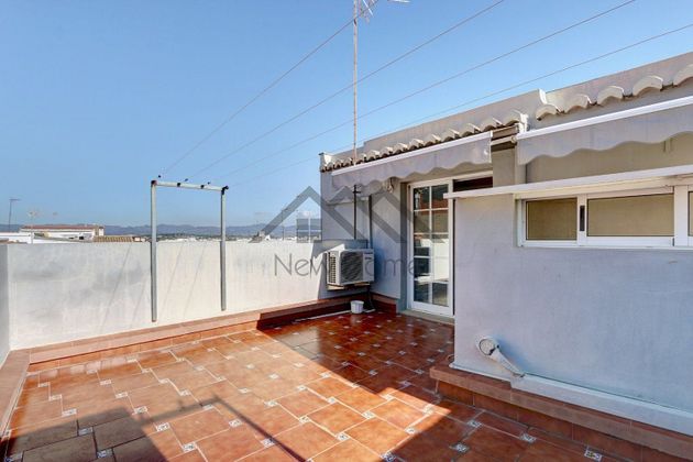 Foto 1 de Xalet en venda a Santa Bárbara de 4 habitacions amb terrassa i garatge