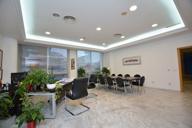 Foto 1 de Oficina en venta en El Higueral - La Merced con garaje y aire acondicionado