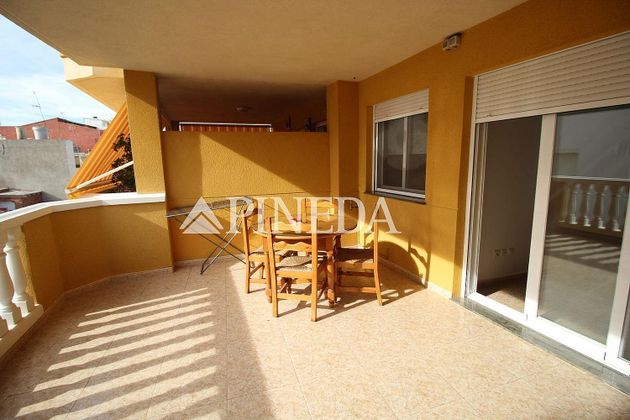 Foto 2 de Alquiler de piso en Chilches (Castellón/Castelló) de 3 habitaciones con terraza y muebles