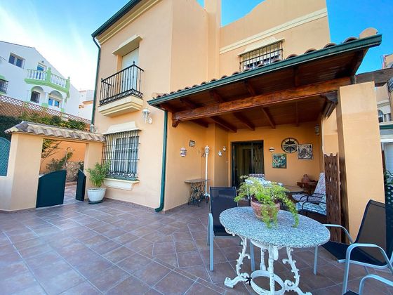 Foto 1 de Venta de casa adosada en Conde de Ureña - Monte Gibralfaro de 6 habitaciones con terraza y piscina