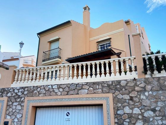 Foto 2 de Venta de casa adosada en Conde de Ureña - Monte Gibralfaro de 6 habitaciones con terraza y piscina
