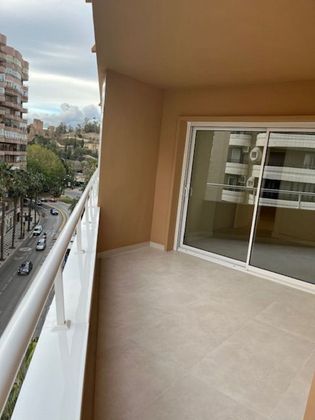 Foto 1 de Piso en alquiler en La Malagueta - La Caleta de 3 habitaciones con terraza y aire acondicionado