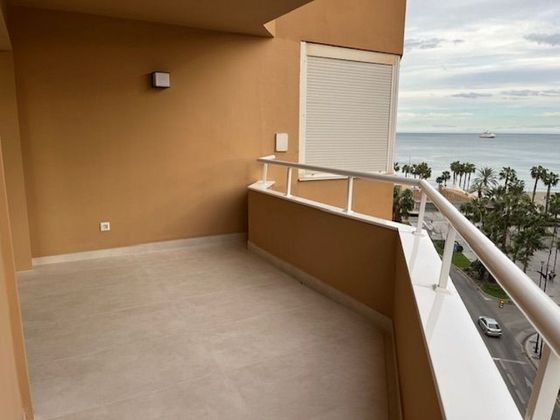 Foto 2 de Piso en alquiler en La Malagueta - La Caleta de 3 habitaciones con terraza y aire acondicionado