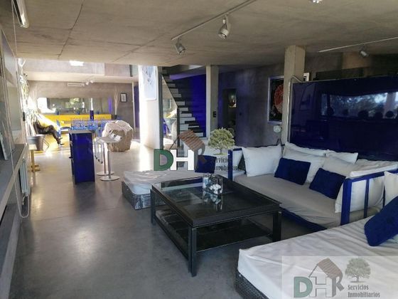 Foto 2 de Xalet en venda a Oropesa de 7 habitacions amb terrassa i piscina