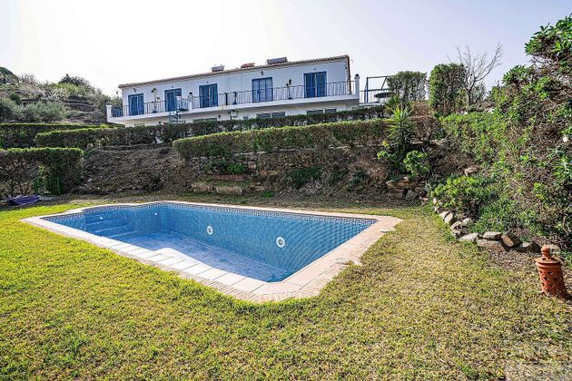Foto 2 de Venta de casa en Sayalonga de 7 habitaciones con terraza y piscina