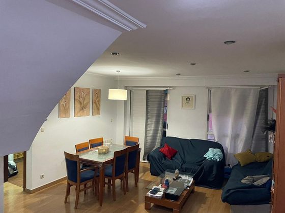 Foto 2 de Dúplex en venta en calle Cervantes de 3 habitaciones con balcón y aire acondicionado