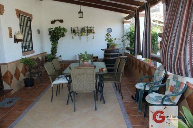 Foto 2 de Casa rural en venta en Vélez de Benaudalla de 3 habitaciones con terraza y piscina